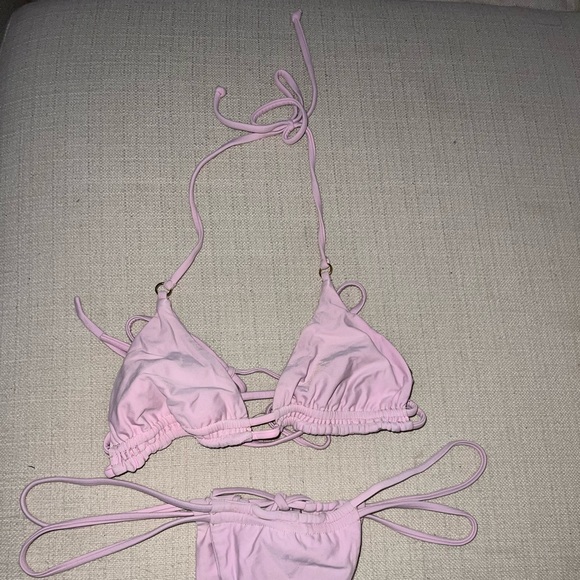 Beach Bunny Bikini Set - Picture 3 of 3